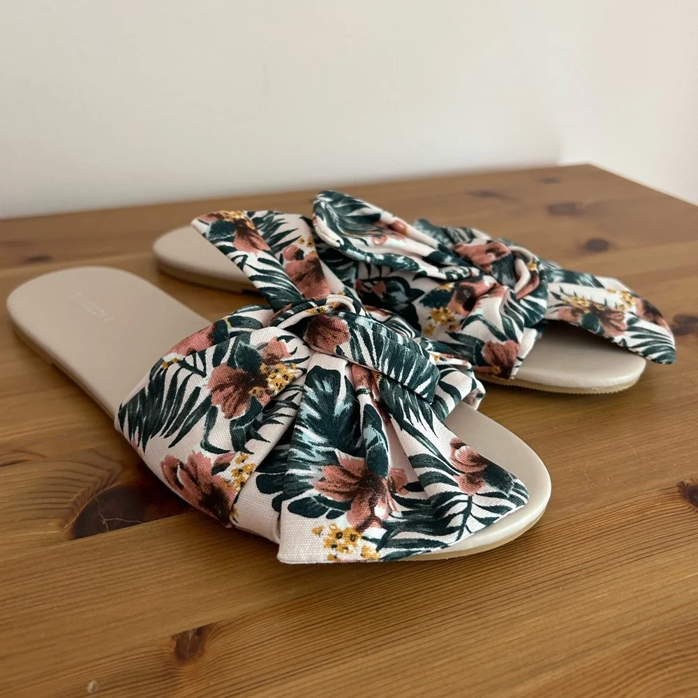 H&M Sandals - Picture 9 of 15